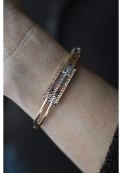 14 Ayar Altın Taşlı Üç Sıra Kaburga Kelepçe