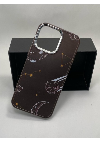 Apple iPhone 15 Pro Özel Gezegen Baskılı Lüks Silikon Kılıf