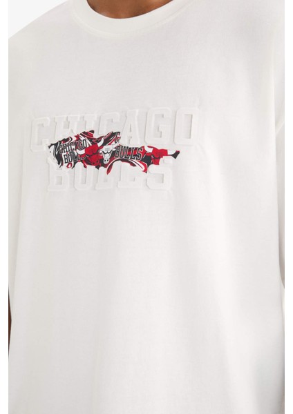 Defactofit Nba Chicago Bulls Oversize Geniş Kalıp Bisiklet Yaka Kısa Kollu TIŞÖRT E0071AX25SP indirimleri