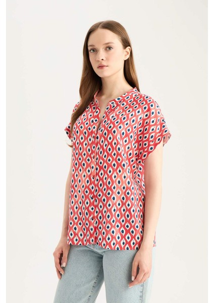 Regular Fit Apaş Yaka Desenli Kısa Kollu Gömlek I6173AZ25SM