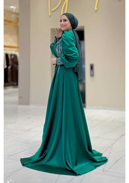 Taşlı Kuyruk Detay Abiye Elbise 7044 Zümrüt modelleri