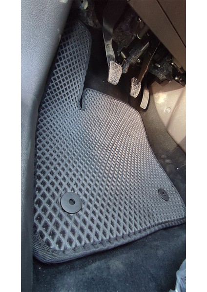 Ford Courier 3D Havuzlu Paspas 2014-2023 Siyah fiyatları