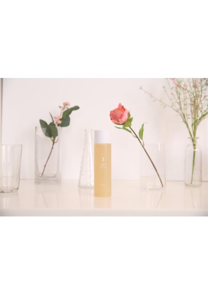 Numbuzin No.3 Super Glowing Essence Toner 200 ml