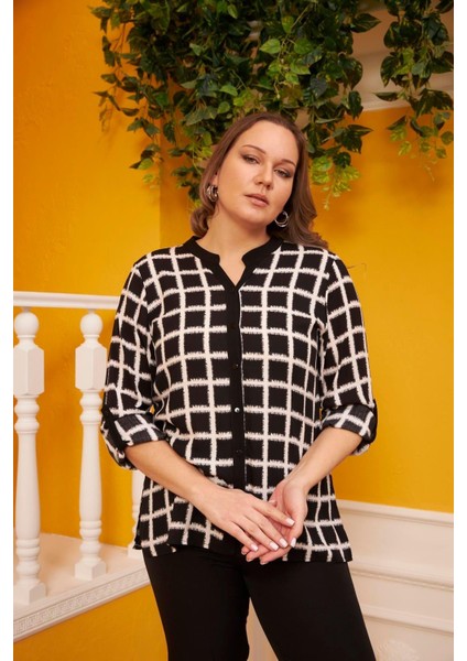 Şıklığın Anahtarı: Hakim Yaka Siyah Kareli Gömlek Büyük Beden