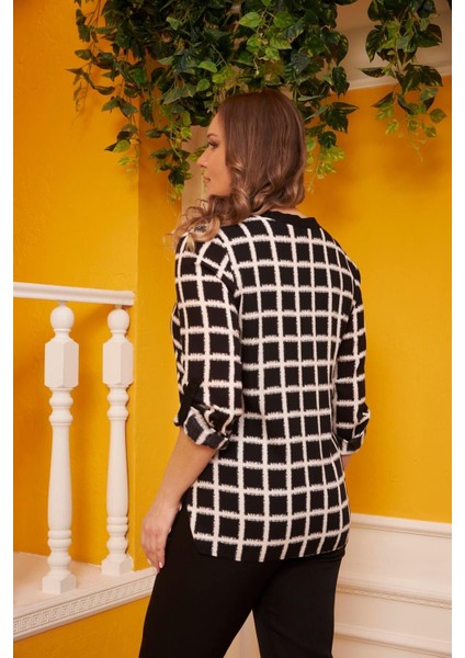 Şıklığın Anahtarı: Hakim Yaka Siyah Kareli Gömlek Büyük Beden modelleri