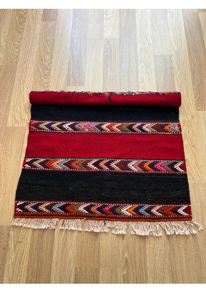 65 x 87 cm Siyah Kırmızı Çizgili Küçük Kilim, Harika Kondisyonlu Vintage Türk Kilim, Renkli Dekoratif Kilim modelleri