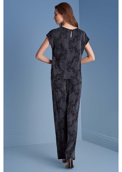 Yarasa Kol Siyah Dokuma Bluz indirimleri