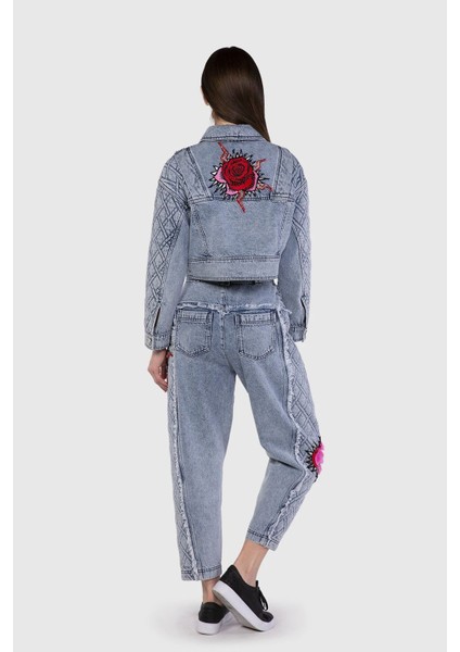 Mavi Nakış Detaylı Slouchy Jean Pantolon modelleri