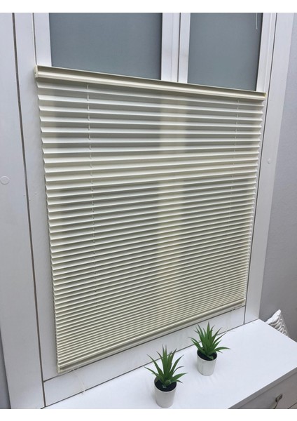 Açık Krem (Ekru) Katlanır Cam Balkon Perdesi-Ofis Perdesi-Ev Perdesi-Salon Perdesi-Plise Perde modelleri