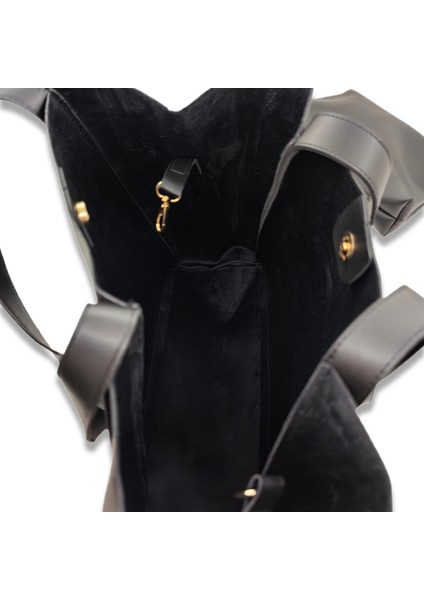 Siyah Suni Deri Tek Bölmeli Manyetik Çıtçıt ve Kanca Kapamalı 2 Saplı Omuz modelleri