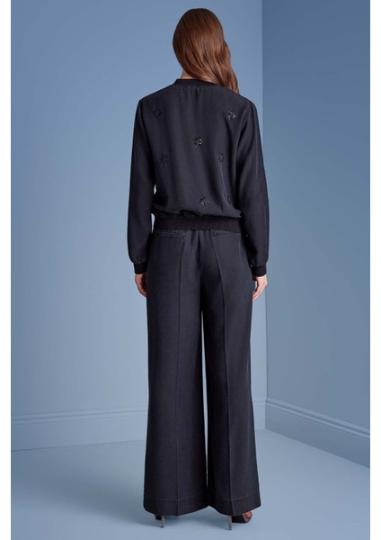 Geniş Paça Lacivert Dokuma Pantolon fırsatları