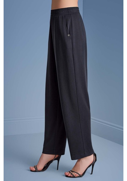Düz Paça Siyah Örme Pantolon indirimleri