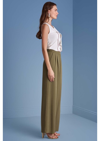 Kolsuz Ekru Örme T-Shirt fırsatları