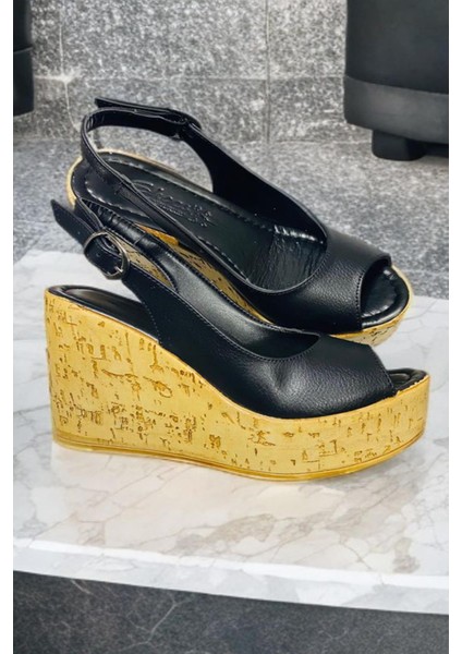 Kadın Mantara Siyah Cilt 10 cm Dolgu Topuklu Mantar Taban Önü Arkası Acık Ayakkabı