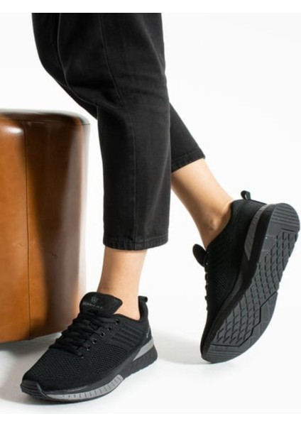 Manaus Kadın Siyah Spor Ayakkabı 10121200-Z modelleri