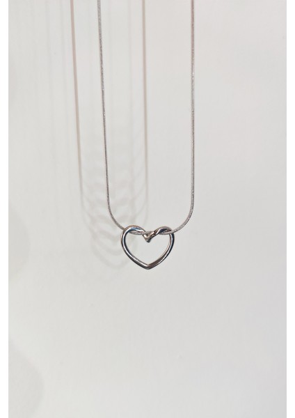 Ince Düğüm Kalp Çelik Kolye modelleri