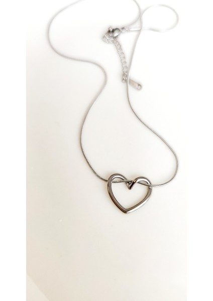 Ince Düğüm Kalp Çelik Kolye fırsatları