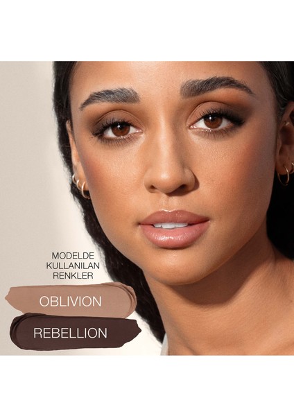 Total Seduction Eyeshadow Stick Oblivion