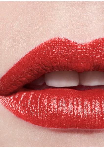 Rouge Allure L’extrait 937 Rouge Spéctral