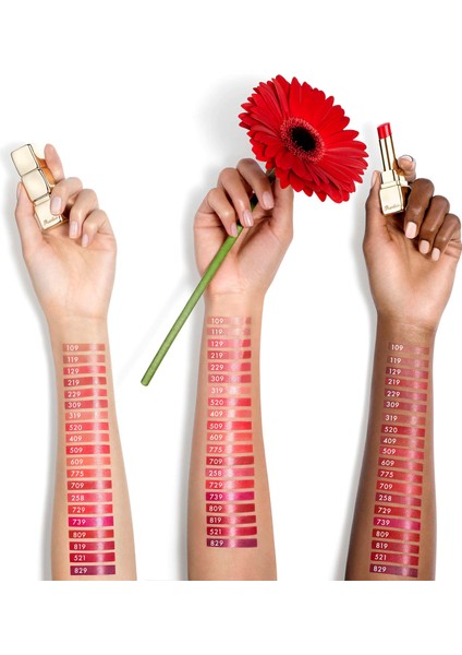 Kiss Kiss Shine Bloom 129 Blossom Kiss Ruj fırsatları