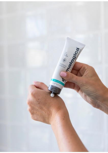 Oil Free Matte SPF30 Yağlı Ciltler Için Matlaştırıcı Nemlendirici Yüz Kremi 50 ml fiyatları