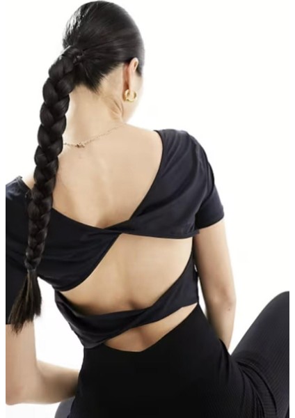 One Dri-Fit Twist Kadın Siyah Crop T-Shirt