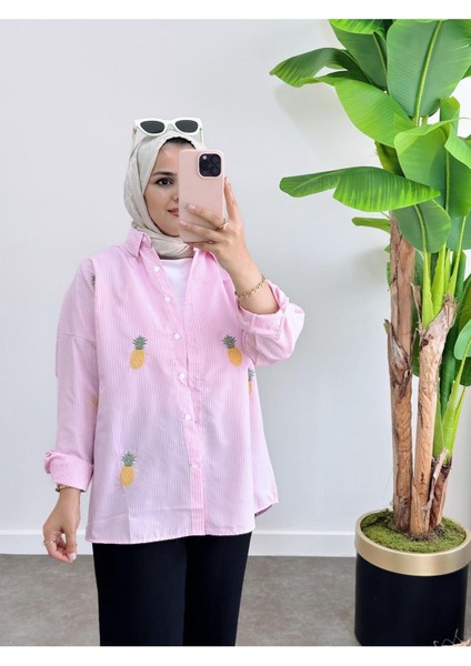 Çizgili Desen Poplin Ananas Nakışlı Gömlek Pembe