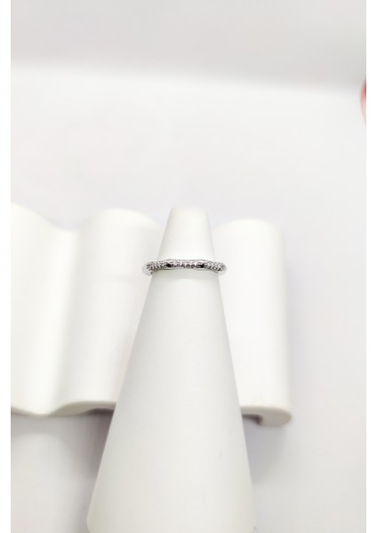 Zarif Minik Taşlı Oval Ayarlanabilir Yüzük fırsatları