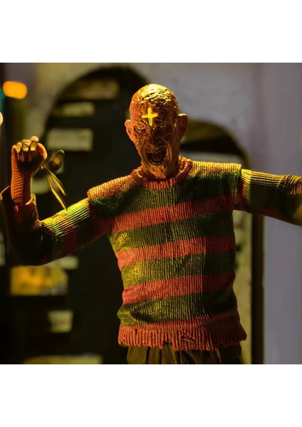 Neca Elm Sokağında Kabus Freddy Savaşçı Freddy (Yurt Dışından) fırsatları