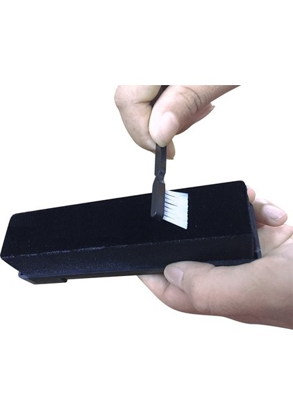 Plak Temizleme Ve Bakım Seti - Antistatik Kadife Fırça + Sprey fırsatları