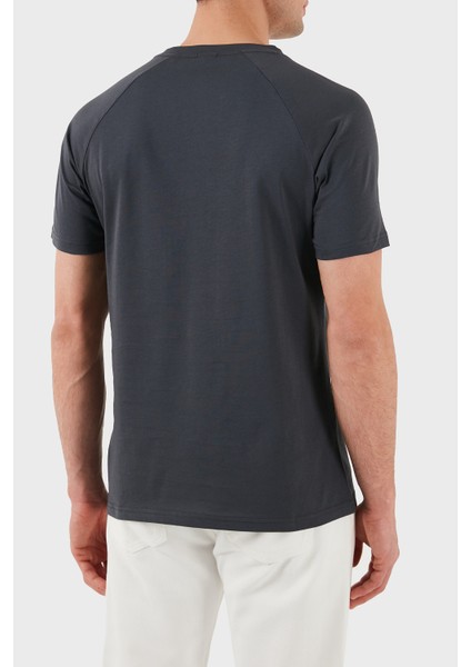 % 100 Pamuk Slim Fit Bisiklet Yaka Logolu T Shirt Erkek T Shirt 50517970 011 fiyatları