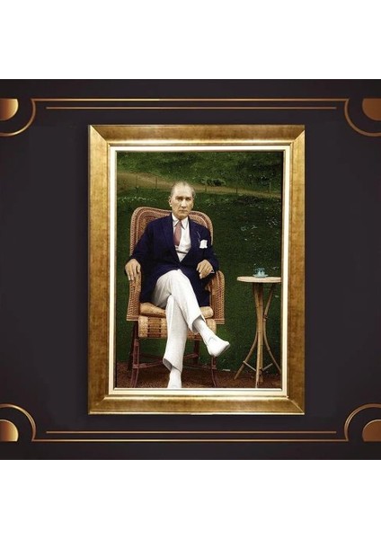 Özel Altın Seri Atatürk Paspartulu Tablo BN570