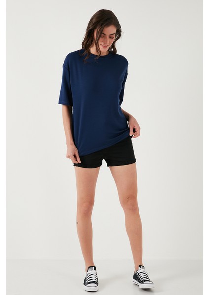 Streç Oversize Fit Bisiklet Yaka T Shirt Bayan T Shirt 5865911 modelleri