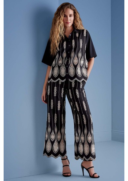 Geniş Paça Siyah Brodeli Pantolon