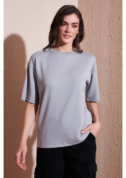 Streç Oversize Fit Bisiklet Yaka T Shirt Bayan T Shirt 5865911