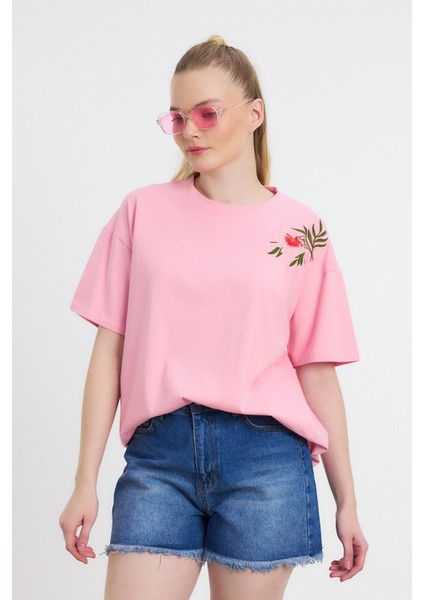 2150-21 Çiçek Nakışlı Tişört Pembe fiyatları