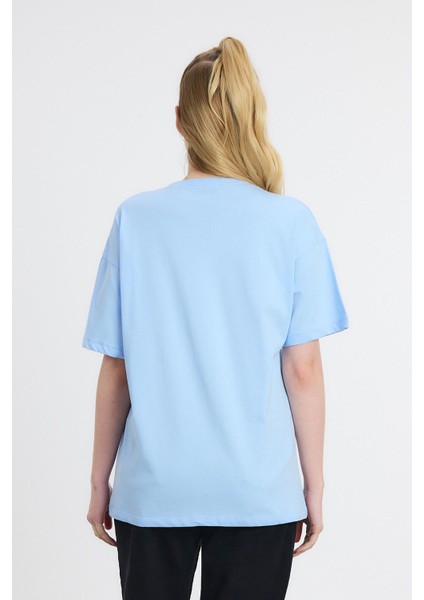 2150-11 Kalp Nakışlı Bisiklet Yaka Tişört Mavi indirimleri