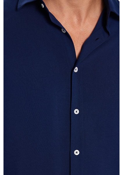 Slim Fit Dar Kesim Uzun Kol Dökümlü Viskon Şık Lacivert Erkek Gömlek fırsatları