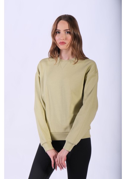 Regular Fit Arka Baskı Detaylı Sweatshirt modelleri