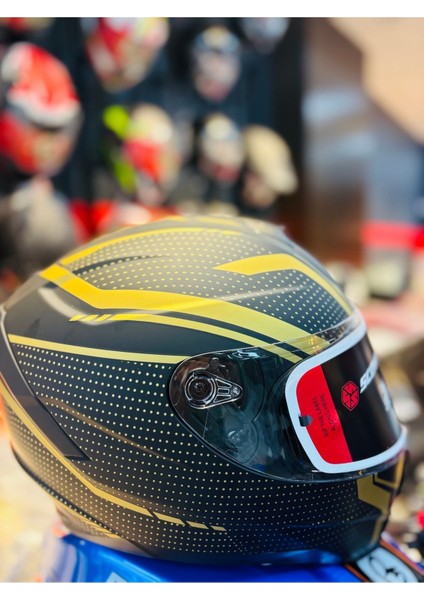 869 Blade Fullface Motosiklet Kaskı (Siyah-Gold) indirimleri