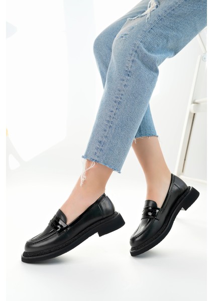Velora Model Siyah Cilt Rugan Detaylı Kadın Loafer Günlük Ayakkabı Makosen modelleri
