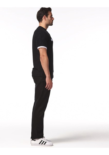 Lisanslı Yazılı Logolu Siyah T-Shirt fırsatları