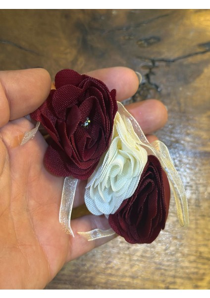 Kırmızı Beyaz Çiçekli Broş Yaka Iğnesi Giyim Aksesuarı 10x5 cm modelleri