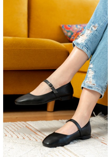 Latte Siyah ( 1 cm Topuklu ) Baretli Yuvarlık Burun Babet indirimleri