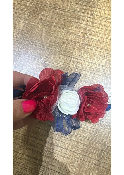 Renkli Kırmızı Beya Zçiçekli Broş Yaka Iğnesi 11x5 cm modelleri