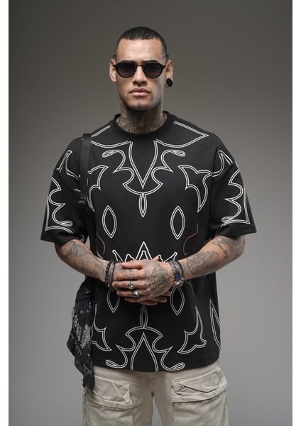 Bisiklet Yaka Desenli Oversize Kalıp Unisex Tişört