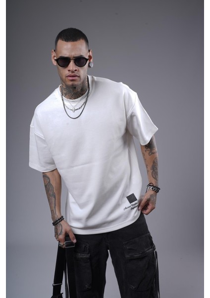 Bisiklet Yaka Sırtı Baskılı Double Face Oversize Kalıp Unisex Tişört fiyatları