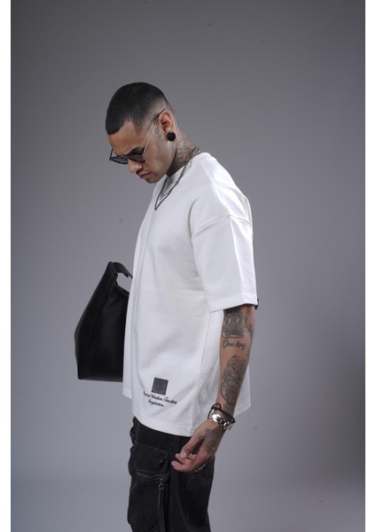 Bisiklet Yaka Sırtı Baskılı Double Face Oversize Kalıp Unisex Tişört modelleri