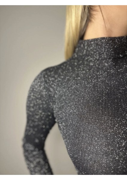 Parıltılı Şıklık: Siyah Işıltılı Uzun Kollu Bodysuit modelleri