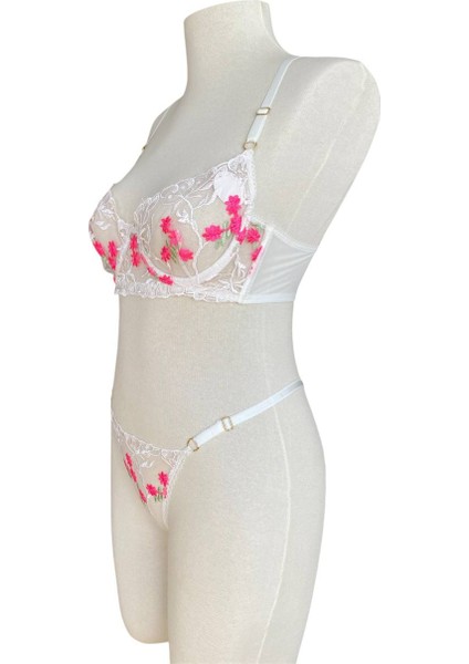 Dantelli Balenli Brode Takım Kırmızı Çiçek Desenli fiyatları